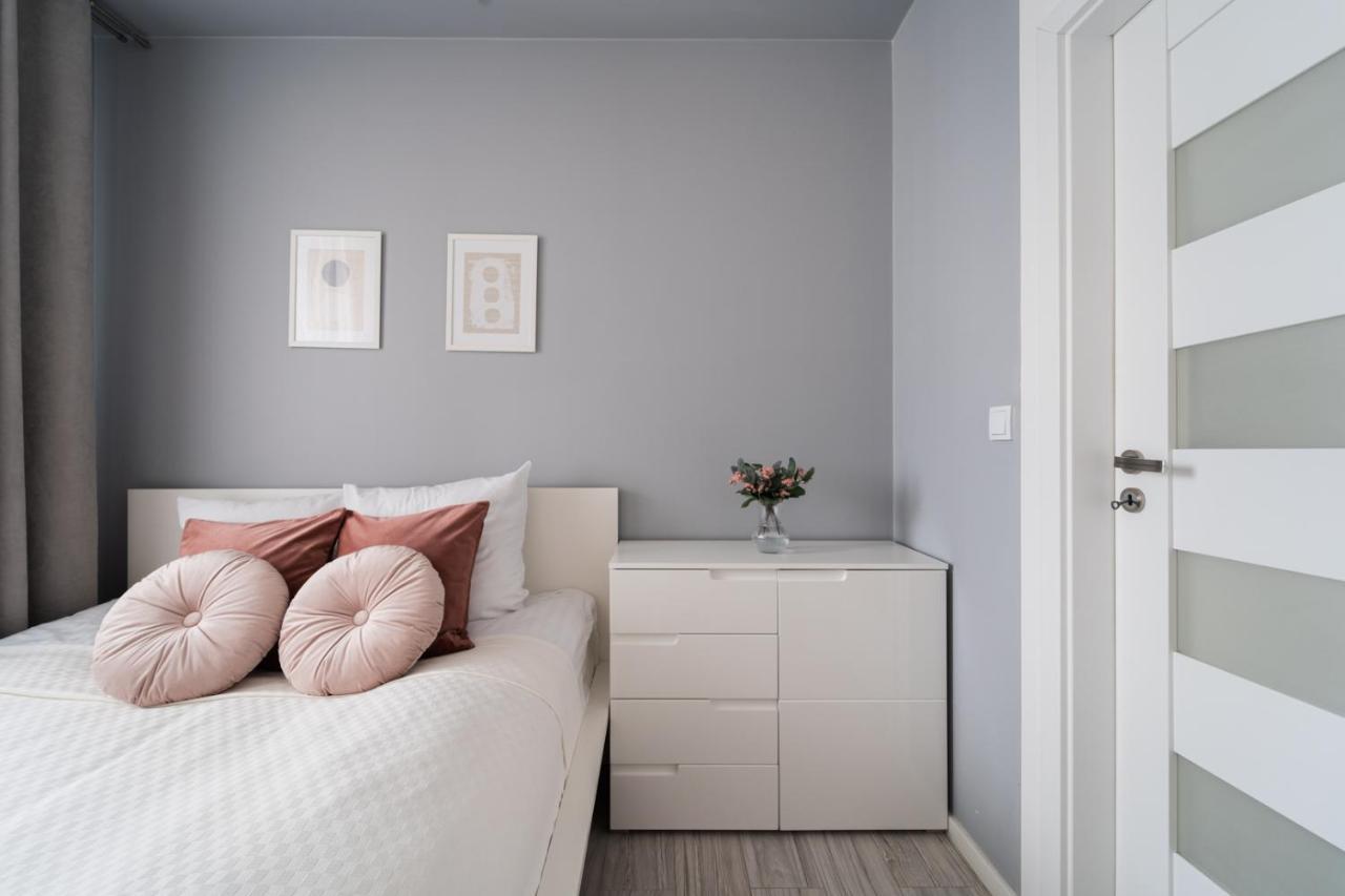 New Apart Near Sky Tower - Gwiazdzista Apartment Wroclaw Luaran gambar